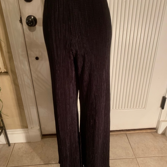 Comfortable textured pants - Picture 3 of 8